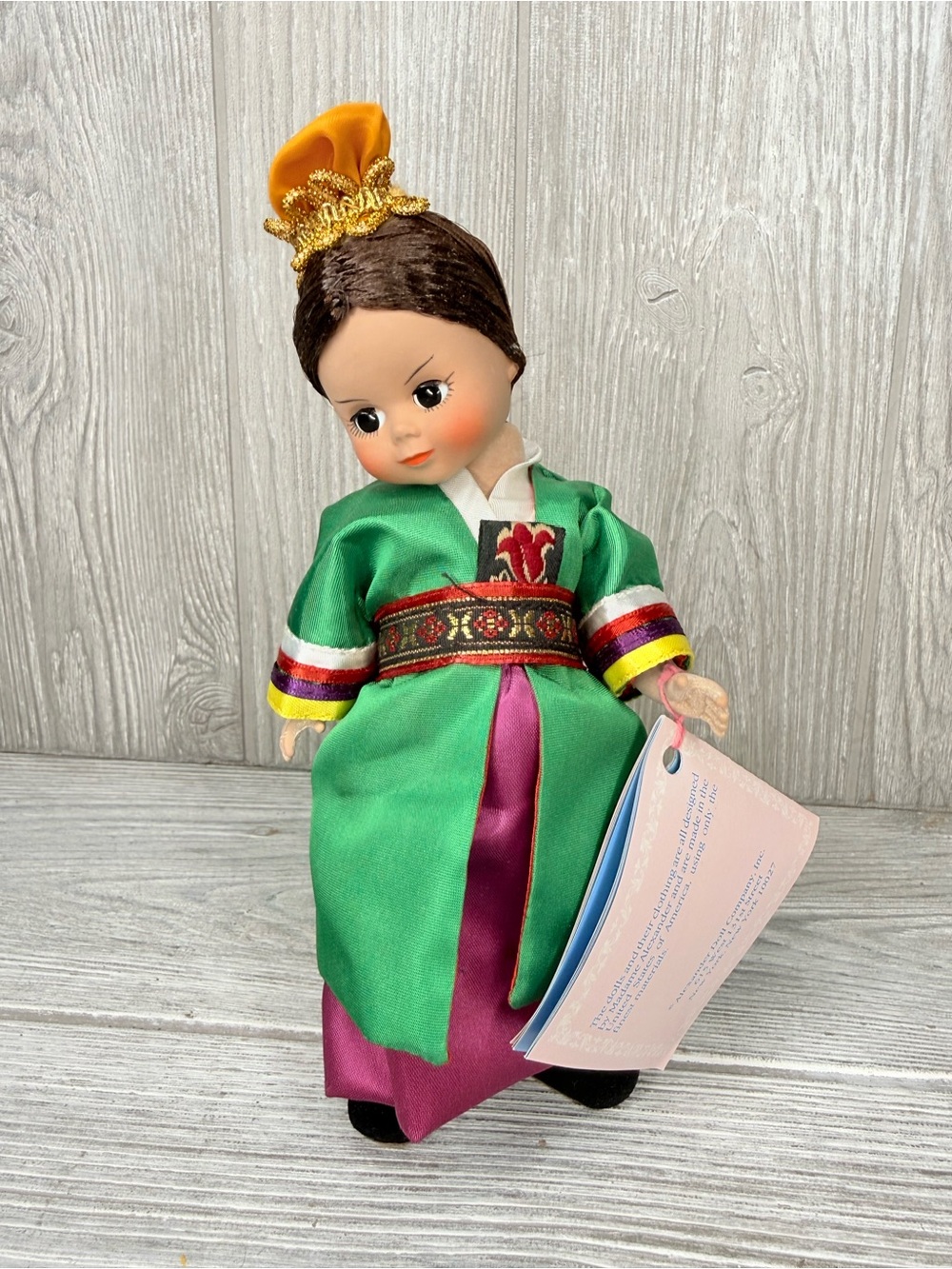 Vintage Madame Alexander International Doll Collection Korea 522 figure doll